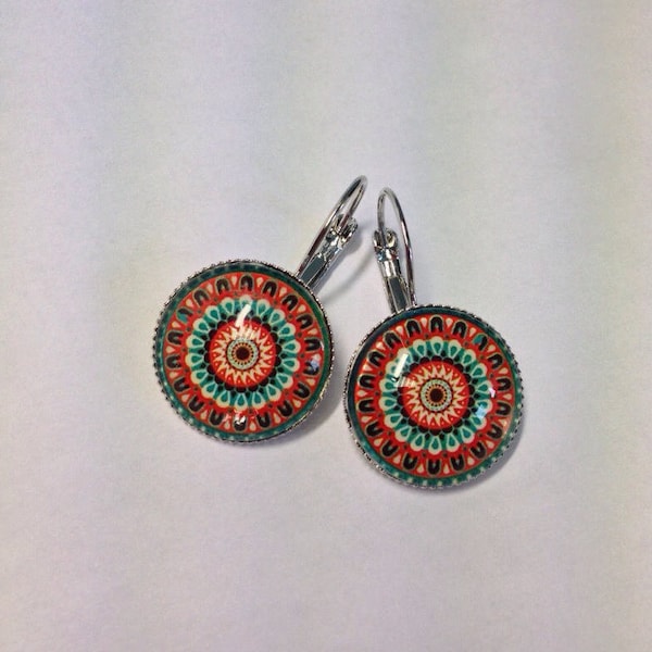 Boucles d'oreilles cabochons, dormeuses, mandala, tons vert orange