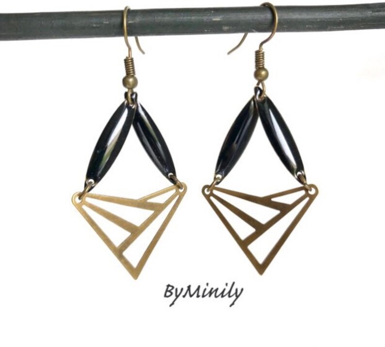 Boucles d'oreilles sequin émaillé navette, triangle connecteur, moderne, graphique image 1