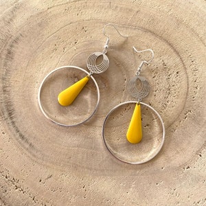 enameled sequin dangling earrings, yellow, silver, drops, image 1