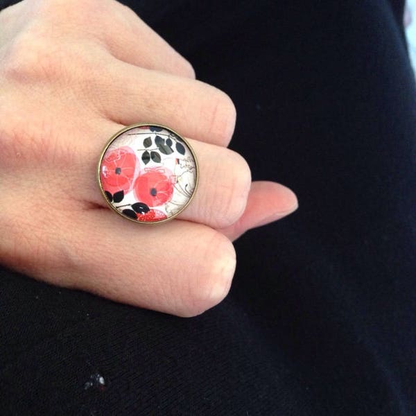 Bague fantaisie cabochon rond, coquelicots, bague illustrée