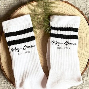 Bride New Mrs Wedding Day Socks, Honeymoon Socks, Hen, Bridal Party, Wedding Favour, Bachelorette, Team Bride, Bridesmaid, Socks for Bride