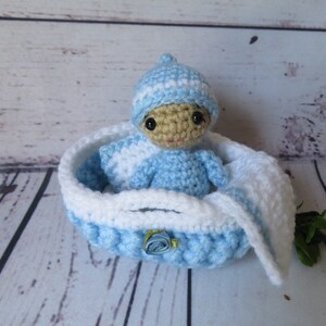 Crochet Baby Doll in Basket Crochet Pattern Crochet Cradle Bassinet ...