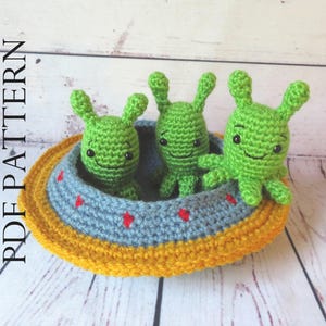 Crochet Aliens and Flying Saucer - Very minimal sewing - PDF Crochet pattern in English