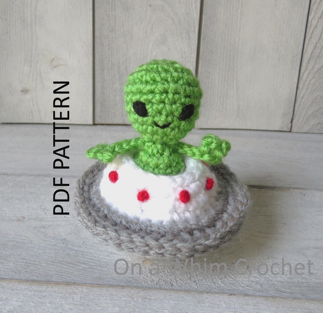 Crochet Sauser Pattern Crochet Alien in Flying Saucer Pattern: Amigurumi DIY (PDF Pattern) - Etsy