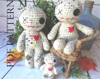 Wzór na szydełkową lalkę Voodoo: lalka amigurumi 3 w 1 (do pobrania w formacie PDF)
