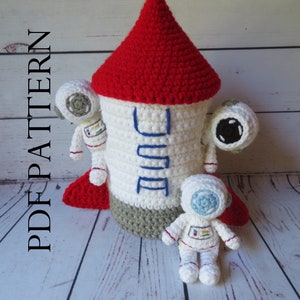 Crochet Astronauts and Rocket Play Set - PDF Crochet Pattern - DIY; Instructions to make your own!