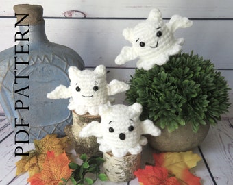 Crochet Ghost Bats - PDF Crochet pattern; DIY - Instructions to crochet your own!