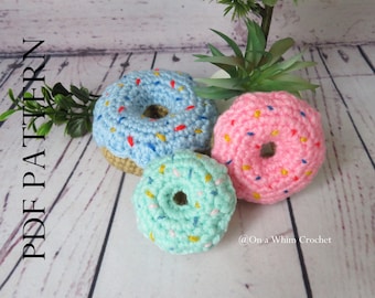 Donut Crochet Pattern 3 sizes 2", 2.5" and 3". Small donut makes a nice keychain or magnet Crochet Food Amigurumi Play Food