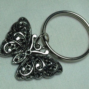 Butterfly Keychain, insect keychains, gifts with butterflies, unique gifts, nature keychains, keychain, new car keychains, sweet 16 gifts
