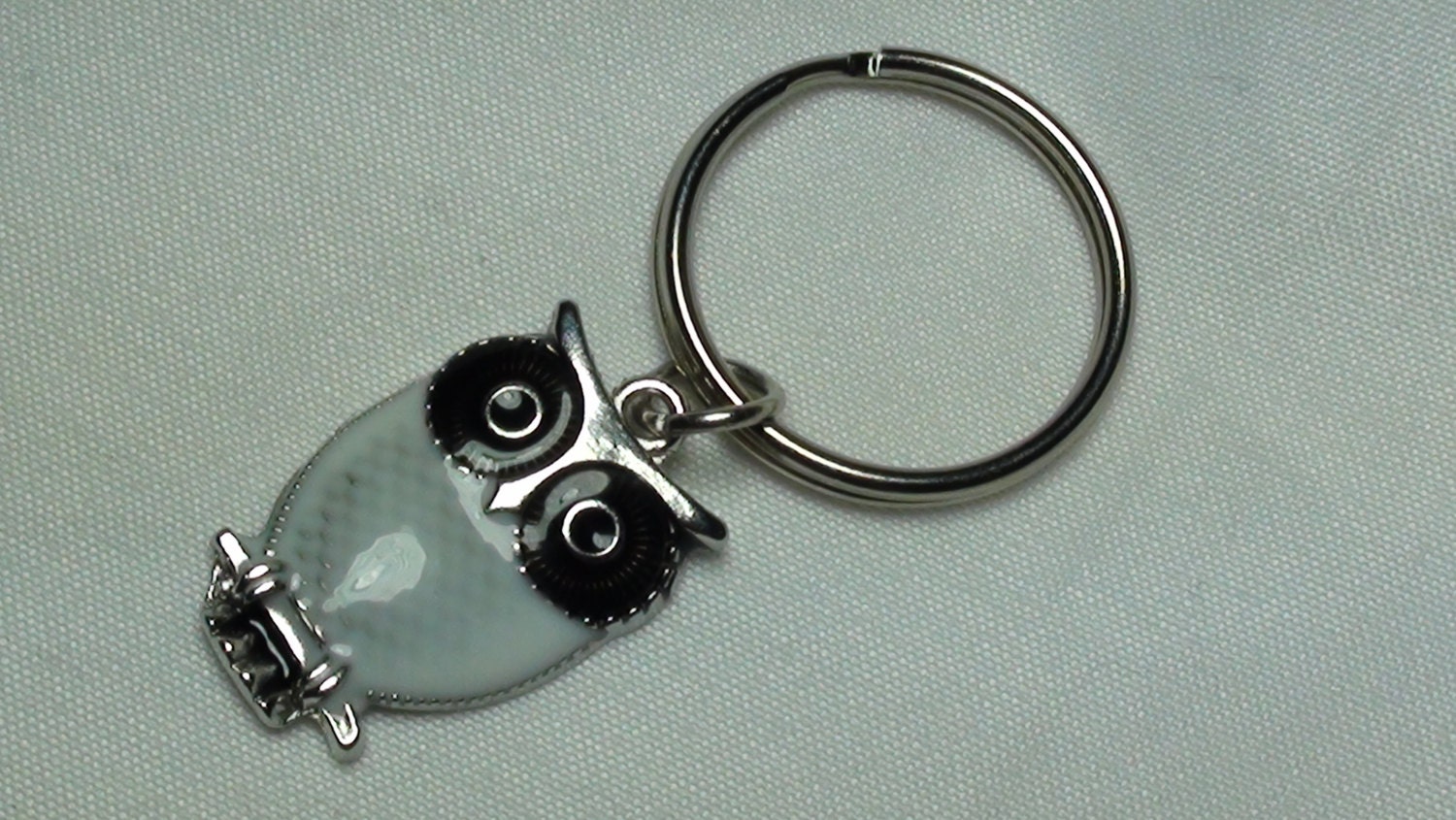 OWL Keychain white owl, animal keychains, gifts with owls, unique gifts, nature key rings, keychains