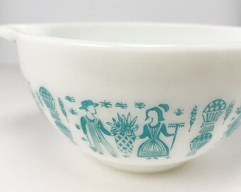 60s Pyrex bowl with turquoise Amish print