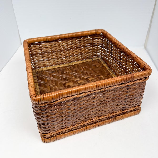Vintage 90s wicker square basket