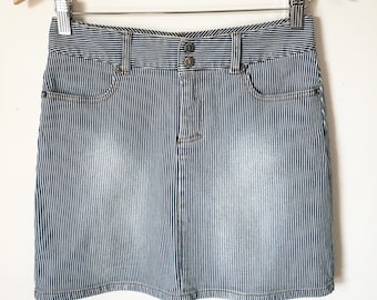 VINTAGE ROOTS SKIRT | pin striped denim mini skirt | size small