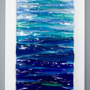 Modern Fused Glass Ocean Wall Art – Blue Coastal Vertical Glass Panel – 3D Textured Wave Sculpture – Contemporary Beach House Decor Light grey