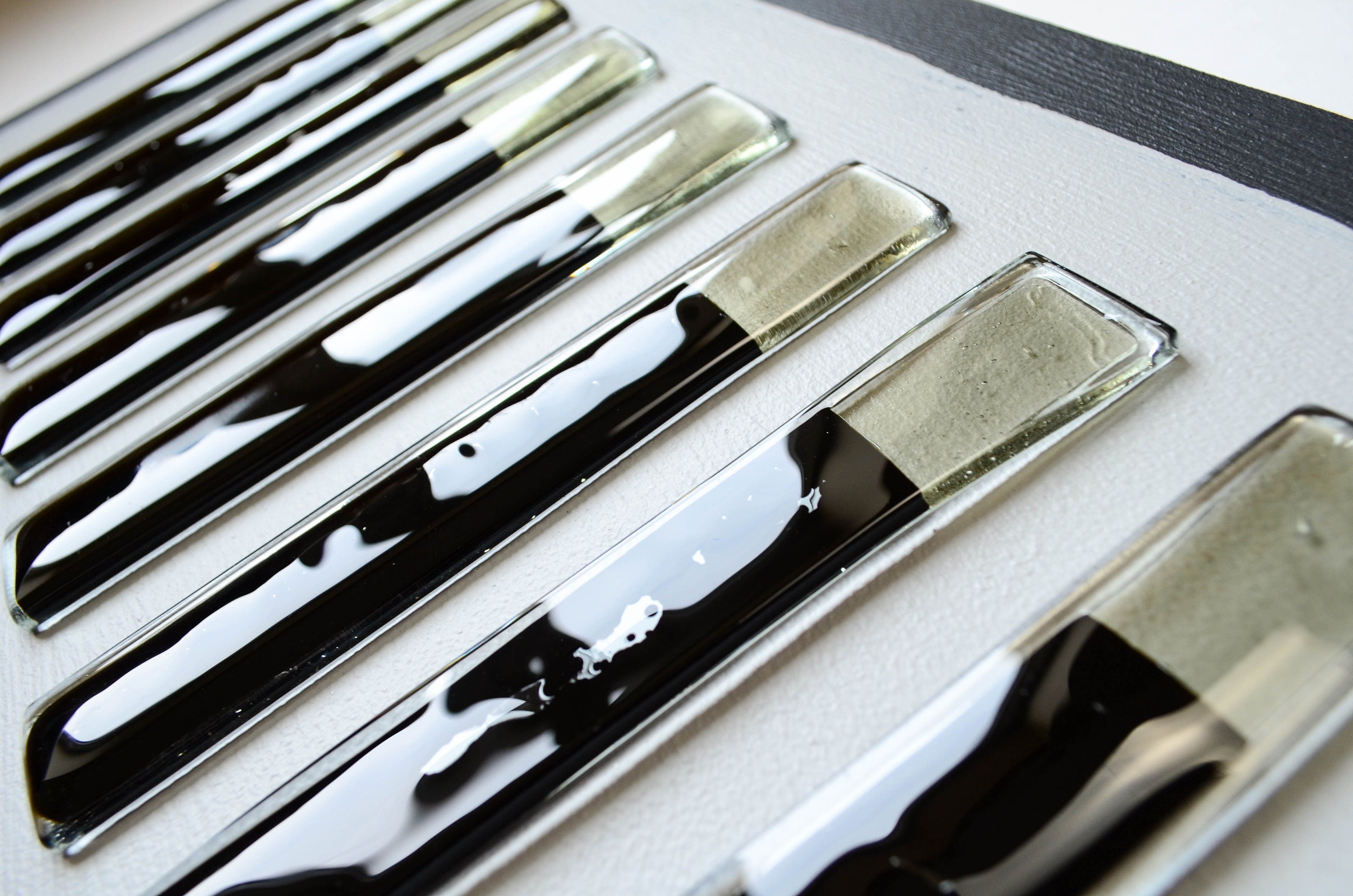 フューズドガラスウォールアート モダンガラスアート 現代アート