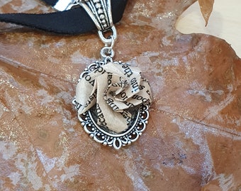 Jane Eyre Book Page Choker: Victorian Rose Origami Pendant, Literary Gift