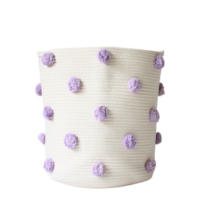Panier à linge, panier à linge à pompons violet lilas - panier de chambre de bébé, rangement pour le linge, panier en corde de coton, panier à pompons pour enfants, rangement