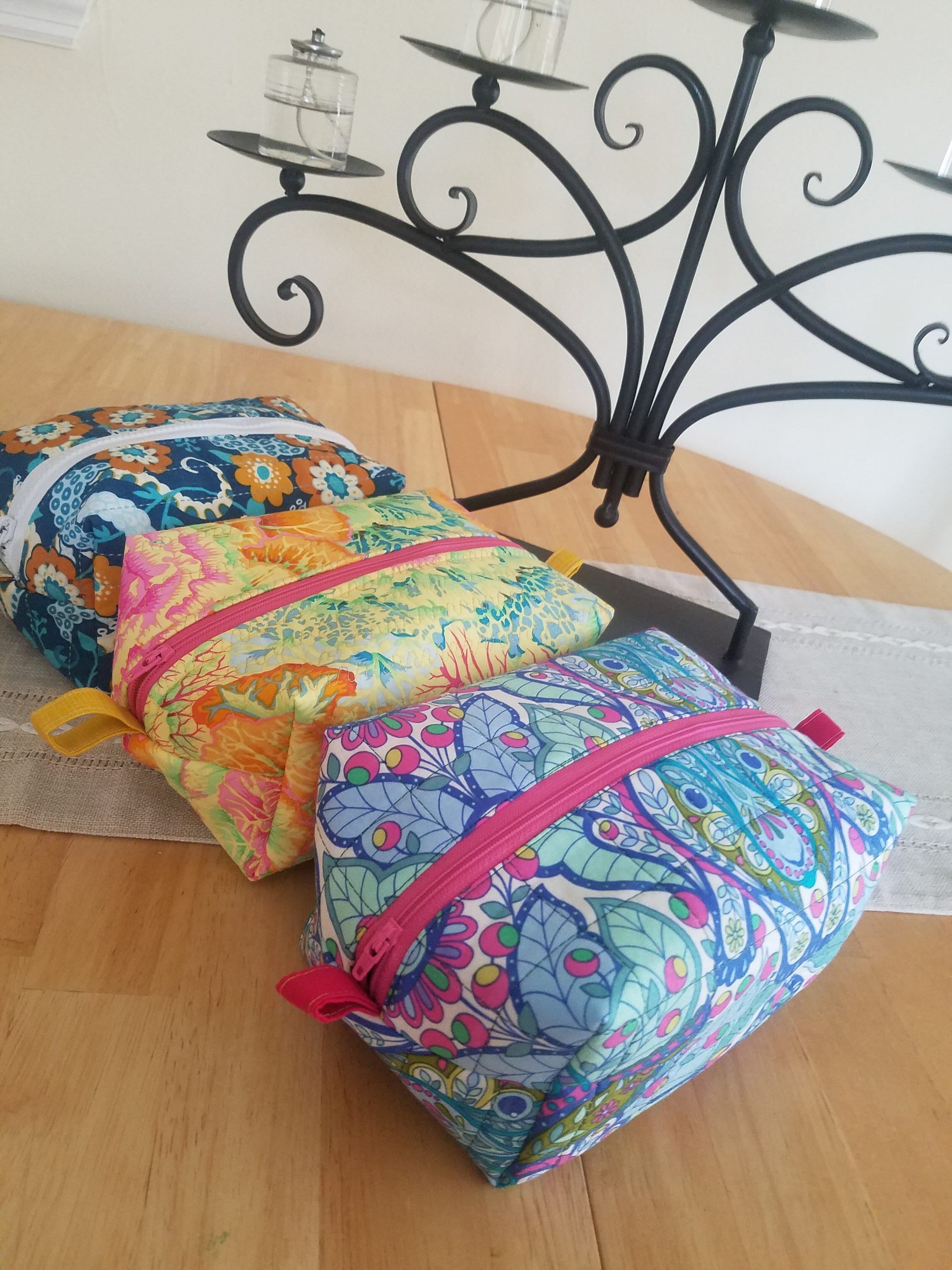 Floral Make up bag. Quilted Cosmetics Bag. Handmade in USA. Etsy