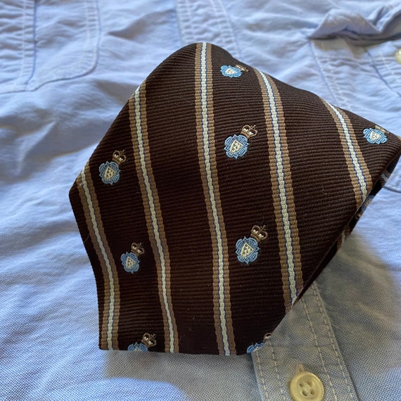 Vintage Critter Tie Crown on Shield - Etsy