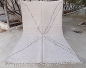 Handmade flatweave Hanbel Beni Ourain Rug
