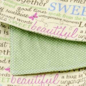 Regalo de baby shower en verde y amarillo neutro, manta de recepción, regalo para nueva mamá; regalo para bebé nuevo, manta envolvente, habitación de bebé
