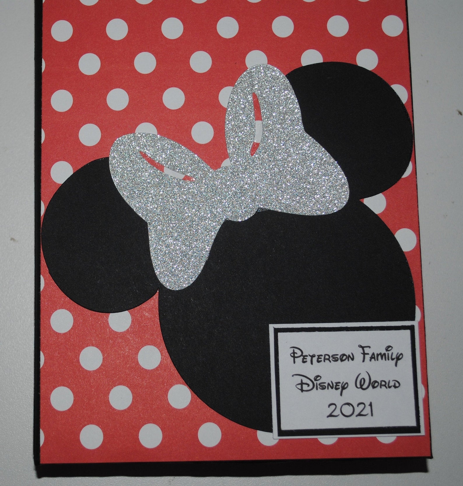 minnie mouse book with figures