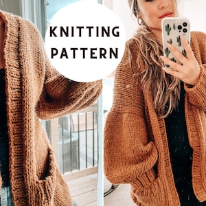 Op de afbeelding: Een bruine gebreide cardigan met een V-hals, lange mouwen en twee zakken. De cardigan is open aan de voorkant en heeft een losse pasvorm. De tekst "KNITTING PATTERN" is zichtbaar in de afbeelding.