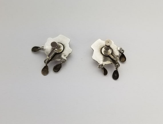 Vintage Silver Shell Design with Dangles - Screw … - image 4