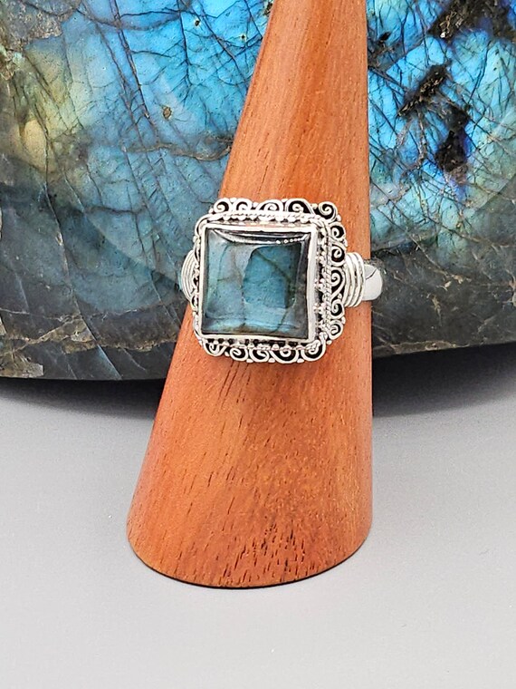 Square Top Fire Labradorite Cabochon Sterling Silver Filigree Finger Ring - Larger Size 12