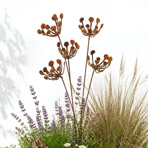 Fleurs de jardin en métal | Tuteurs floraux sculpturaux, ensemble de 3, 5 ou 10 GP190