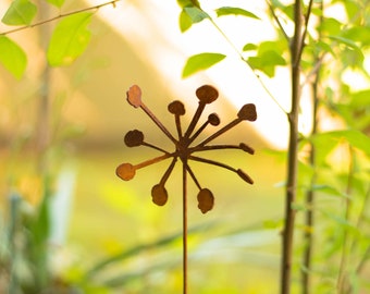 Metal Flower Pods | Flower Garden Art | Outdoor Metal Art, Metal Art Sculpture | GP189