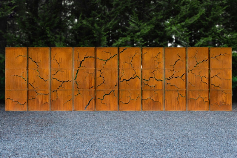 Fractured | Expandable Metal Privacy Screens | Modern Outdoor Panels | PS523