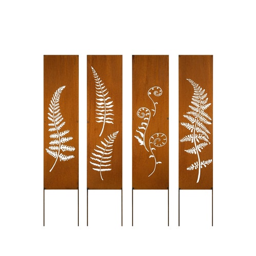 Fern Metal Garden Panels | Rusty Privacy Screen with Stakes (48x12") M916