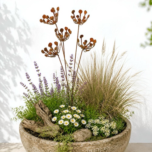 Metal Garden Flowers | Sculptural Flower Stakes Set of 3, 5 or 10 GP190