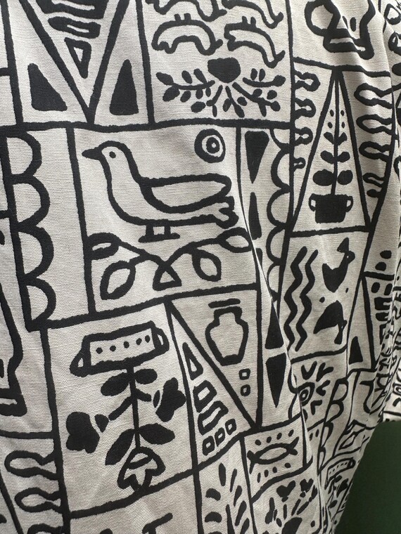 Groovy Egyptian Hieroglyphics print S-L cotton 19… - image 9