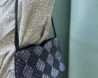 Vintage 1970s/80s black silver bead sequinned evening bag purse
