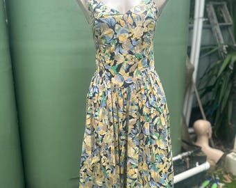 ローラ アシュレイ ヴィンテージ ブラック フローラル 膝丈 クロス