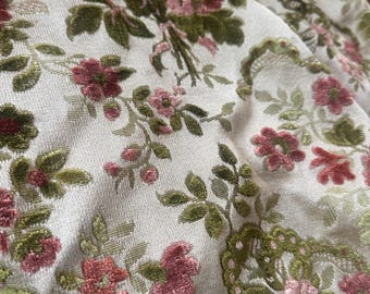 Vintage Upholstery Embossed Jacquard Velvet Woven  floral fabric