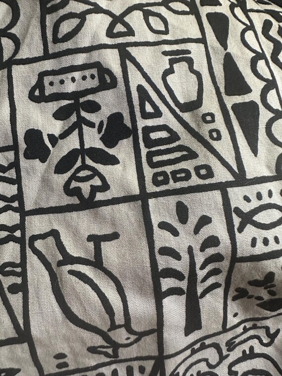 Groovy Egyptian Hieroglyphics print S-L cotton 19… - image 7
