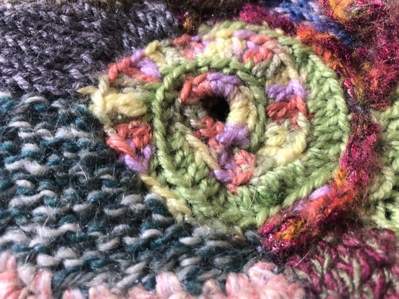 Eclectic Artisan hand created multicoloured Knitt… - image 6