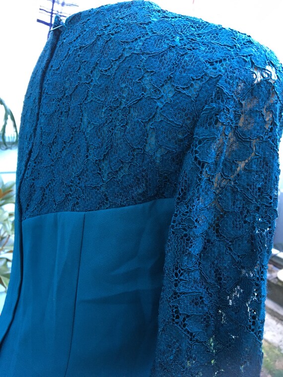 Vintage 1980's /90's Teal crepe lace dress - image 2