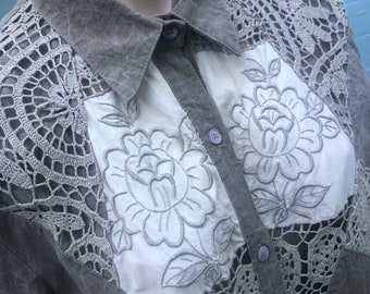 Vintage M lace crochet inlay cream/ khaki oversized shirt