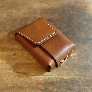 Bo-Katan inspired leather belt pouch- 2 sizes