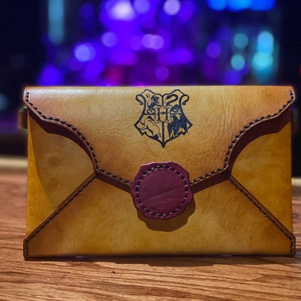 Pochette/portefeuille pour femme en cuir avec lettre de Poudlard inspiré de Harry Potter.