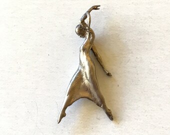 Clothed Dancer Pendant in 22k Gold