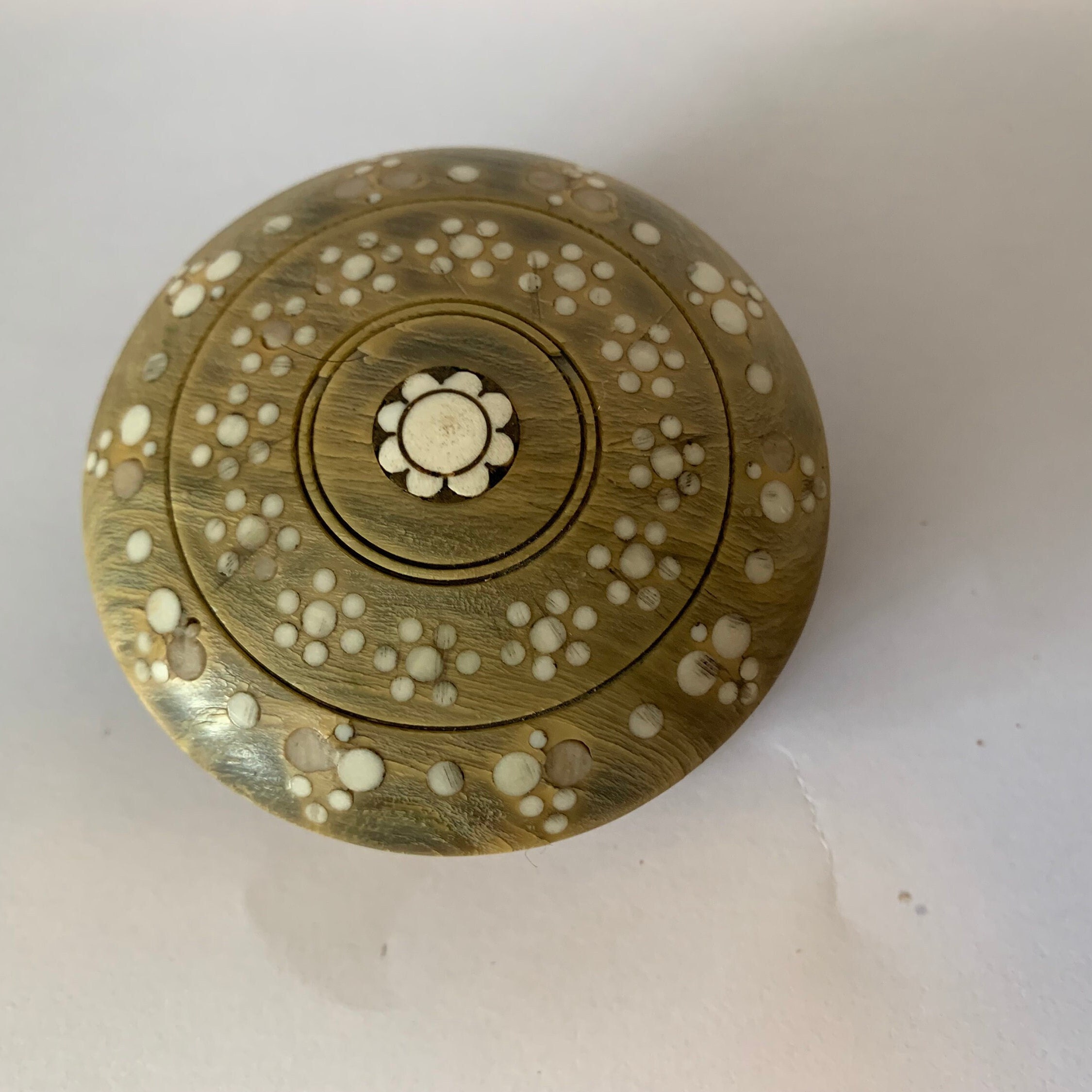 Antique Eastern Horn Inlay Snuff Box - Etsy