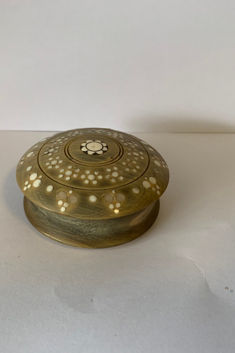 Antique Eastern Horn Inlay Snuff Box - Etsy