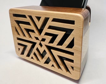 Enceinte pour téléphone portable en noyer et hickory avec triangle en trois points - Enceinte pour iPhone - Amplificateur de téléphone - Enceinte acoustique