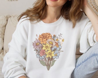 Floral Bouquet Sweatshirt, Customized Birth Month Flower Shirt, Sentimental Gifts for Women, Christmas Gift for Mom and Grandma