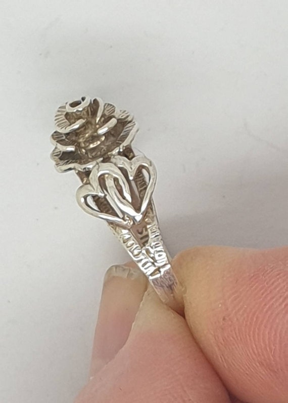 Pretty, vintage, hand made sterling silver flower… - image 2